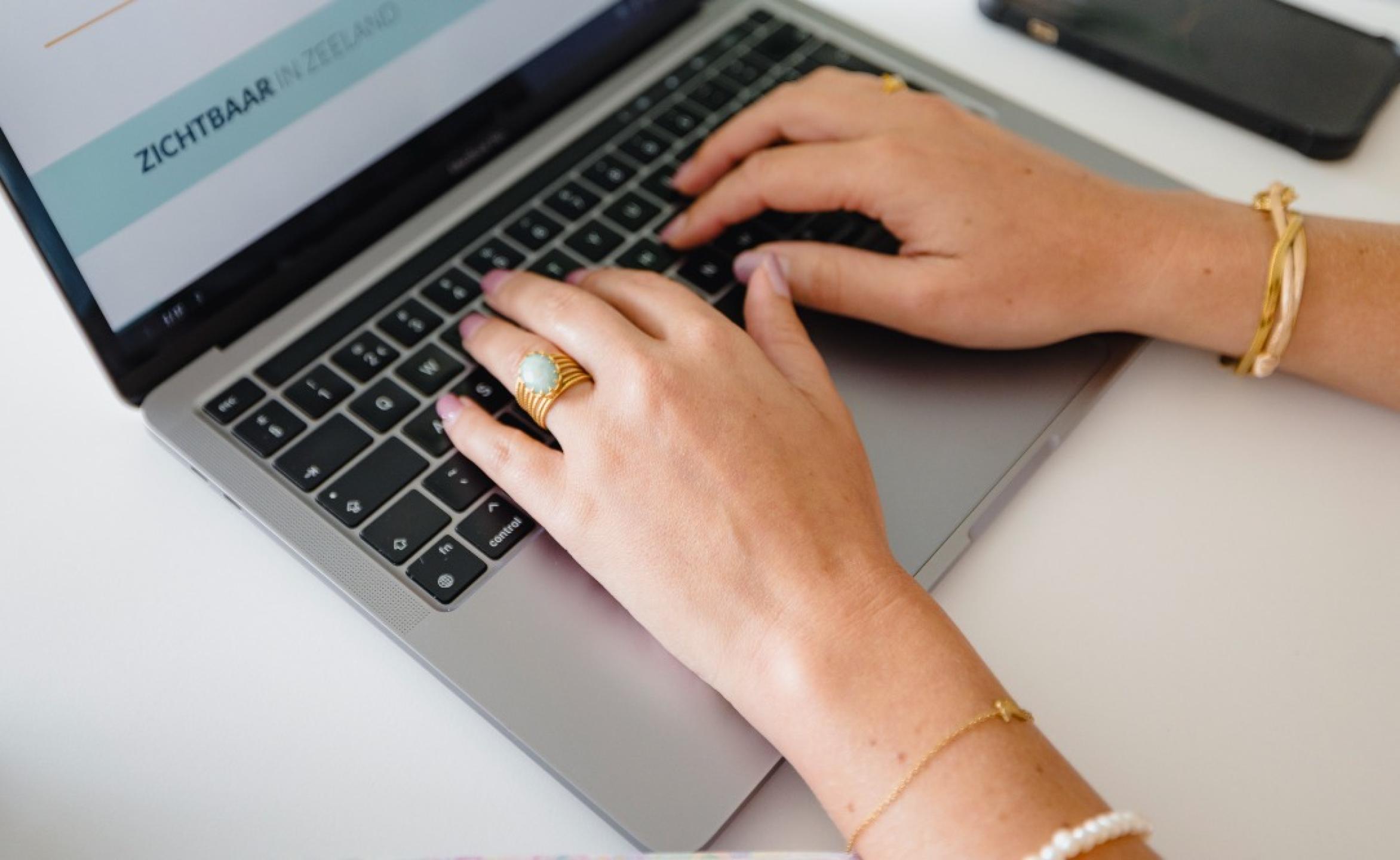 get-a-grip-2025-low-32